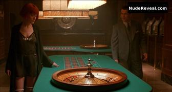 LARA FLYNN BOYLE nude in Mobsters