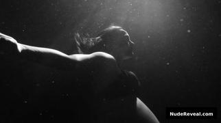 NATALIE PORTMAN nude in My Willing Heart