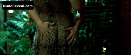 KRISTIN SCOTT THOMAS nude in Arsene Lupin