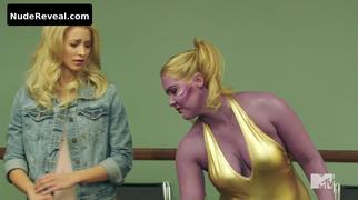 AMY SCHUMER nude in MTV Movie Awards