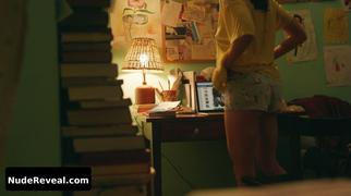 FRANKIE SHAW nude in SMILF