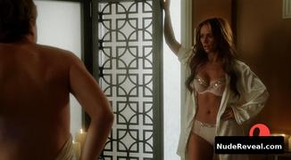 JENNIFER LOVE HEWITT nude in The Client List