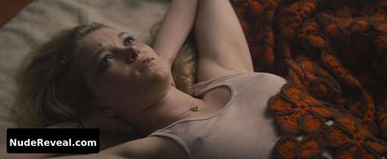 MADELEINE WATERS nude in The Diary of a Teenage Girl