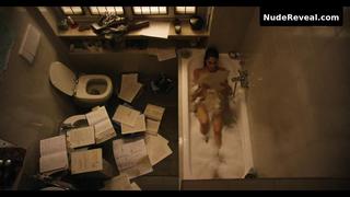 LINDA CARIDI nude in Il Cacciatore