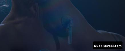AMY ADAMS nude in American Hustle