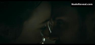 DOMINIQUE DEVENPORT nude in Sisi