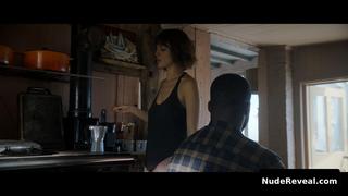 EIZA GONZALEZ nude in 3 Body Problem
