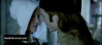 SCARLETT JOHANSSON nude in Girl with a Pearl Earring