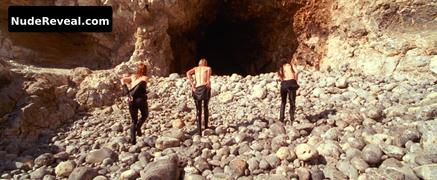 DREW BARRYMORE nude in Charlie’s Angels
