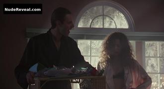 JULIA LOUIS-DREYFUS nude in Christmas Vacation