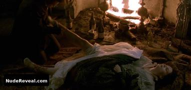 JULIETTE BINOCHE nude in The Horseman on the Roof