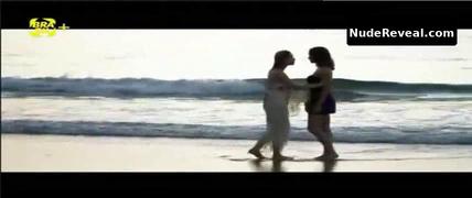 LEANDRA LEAL nude in O Uivo Da Gaita