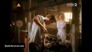 HEATHER GRAHAM nude in Shout
