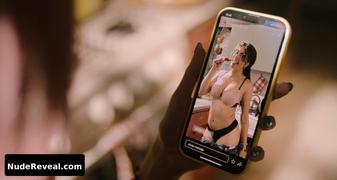 AZUL GUAITA nude in P t@s Redes Sociales