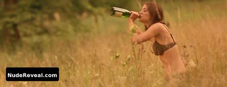 MARION COTILLARD nude in Dikkenek