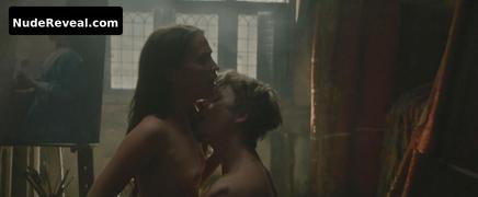 ALICIA VIKANDER nude in Tulip Fever