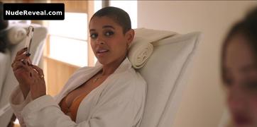 JORDAN ALEXANDER nude in Gossip Girl