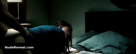LAETITIA CASTA nude in Do Not Disturb