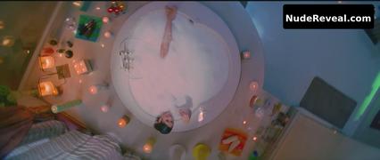 KAREENA KAPOOR nude in Bewafaa
