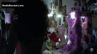 SARA MARTINS nude in Pigalle, la nuit