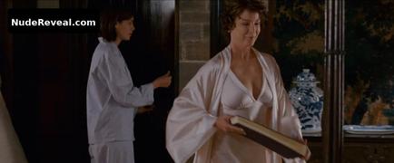KATHLEEN QUINLAN nude in Made of Honor
