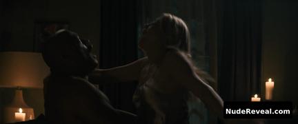KRISTEN WIIG nude in MacGruber