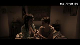 CLAUDIA LERRO nude in Casi El Paraiso