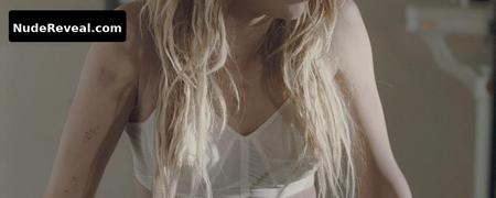 AMBER HEARD nude in The Ward