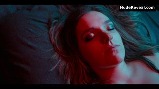 BEATRIZ LINHALES nude in Desperate Lies