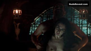 DILAN GWYN nude in Da Vinci’s Demons