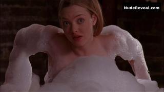 AMANDA SEYFRIED nude in Wildfire