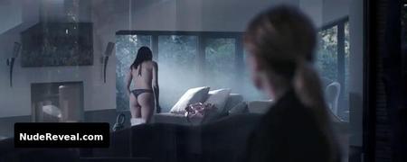 BENEDETTA PORCAROLI nude in Tutte le mie notti