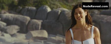 BRIDGET MOYNAHAN nude in Lord of War