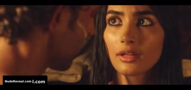 POOJA HEGDE nude in Mohenjo Daro