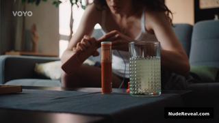 LEONA SKLENICKOVA nude in Sex O’clock