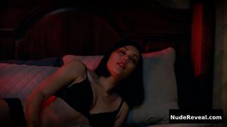 MISHEL PRADA nude in Vida
