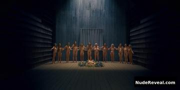 ISABELLE GRILL nude in Midsommar