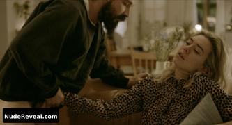VANESSA KIRBY nude in Pieces of a Woman