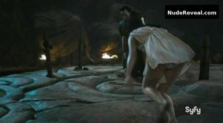 SONYA CASSIDY nude in Olympus