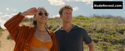 ALEXANDRA SHIPP nude in Anyone But You
