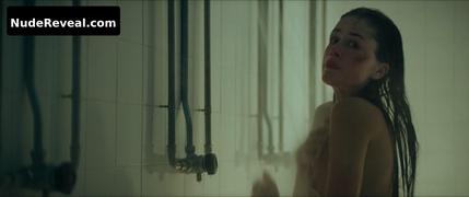 MARIIA NETAVROVANA nude in Free Falling