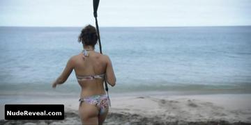 MANON AZEM nude in Ils etaient dix