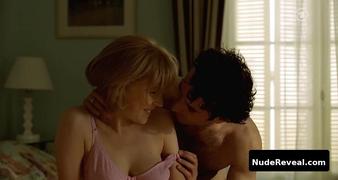 CLEMENCE POESY nude in Olgas Sommer