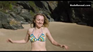 EVANNA LYNCH nude in My Name Is Emily