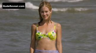 CHRISTINA APPLEGATE nude in Kiss of Fire