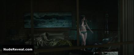 DAKOTA JOHNSON nude in Fifty Shades Darker