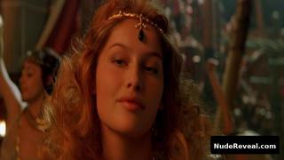 LAETITIA CASTA nude in Asterix and Obelix vs. Caesar