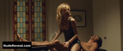 AUDREY FLEUROT nude in Sous les jupes des filles