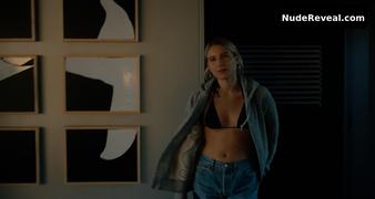 DREE HEMINGWAY nude in In a Relationship