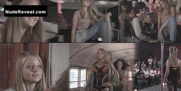JODIE FOSTER nude in Carny